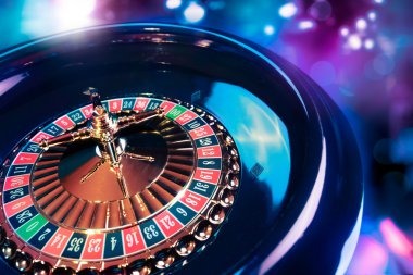 dultogel link Galactic Gems app on mobile phone showing live blackjack table